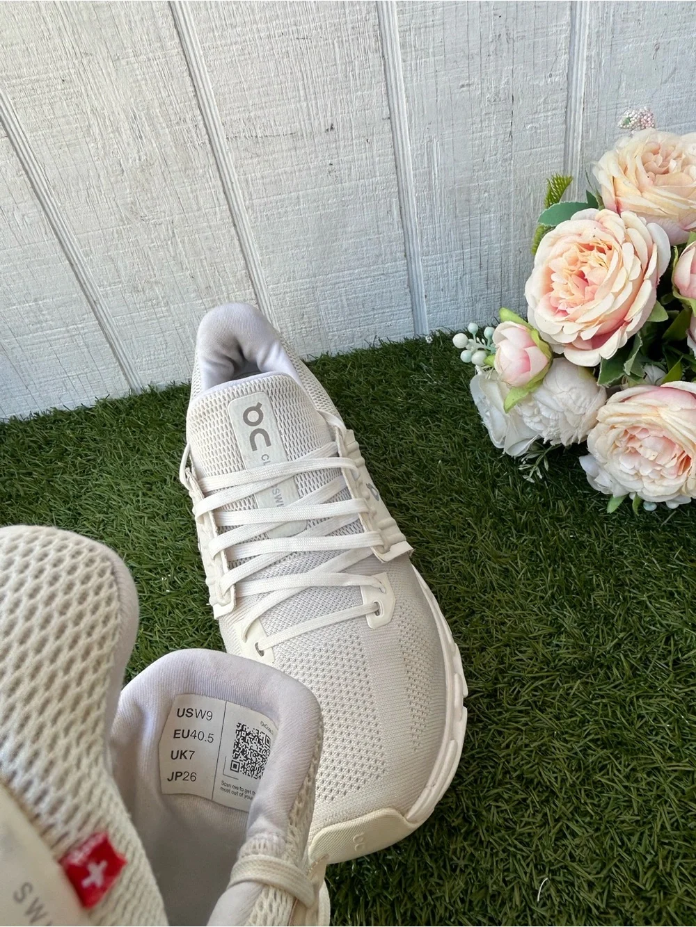 On Running Cloudswift 3 AD Sneakers white women size 9 preowned